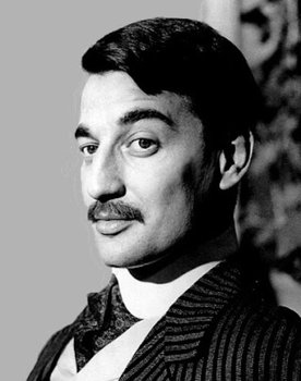 Henri Serre as Pierre Espérou