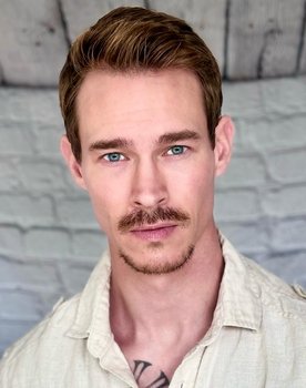 Aaron Cavette