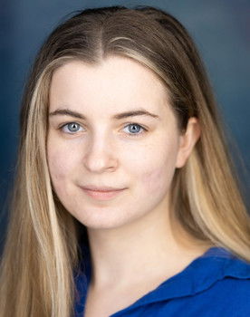 Beri Kahane as Summer