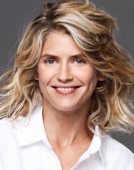 Alice Taglioni as Alice