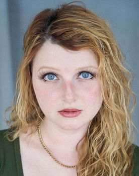 Eleanor Langthorne as Nissa Arnson