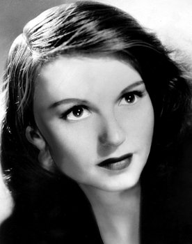 Dolly Haas as Madeleine Duchanef