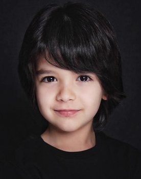 Adin Külçe as Child Ali Vefa