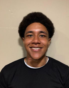 Paulo Jorge Figueira as Silvio