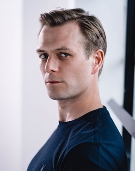 Sandy Batchelor as Rupert Lindsay