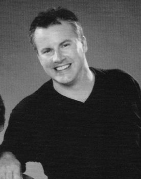 Thom Fountain as Maitre D'