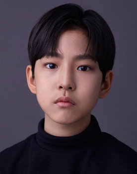 Kang Ye-chan as Ga Woo-soo [Child]