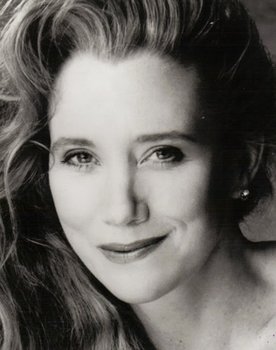 Sally Kirkland as Claudette Grim