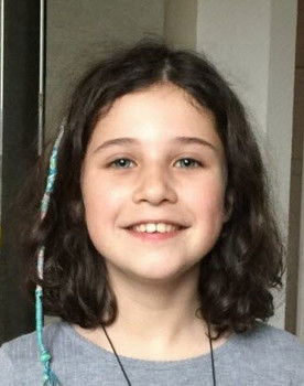 Line Signoret as Reconstitution