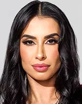 Nooreya Sozahdah as Self