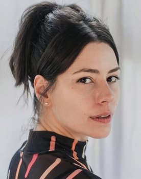 Ana Tardivo as Mãe