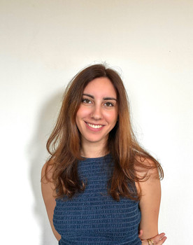 Bibì Bertolazzi as Laura
