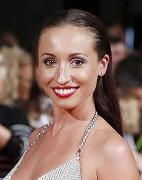 María Hinojosa as Eva