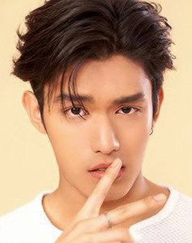 Siraphop Manithikhun as Tai