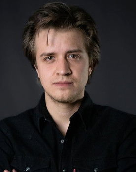 Rodrigo Oscós as Hijo