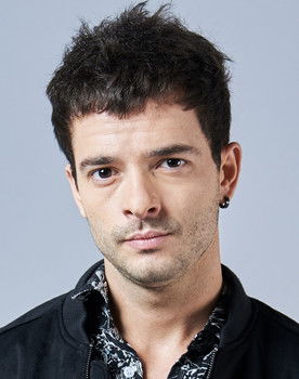 Guido Pennelli as Daniel Melingo