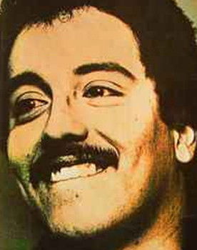 Roland Bautista as Guitar