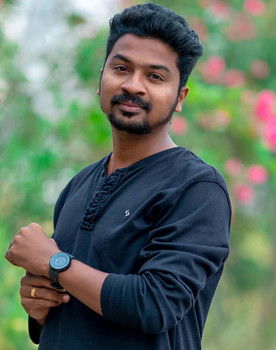 Ashok Tamil as Madhan