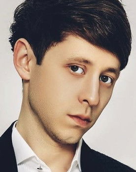 Jakhongir Khujaev as Bobur