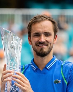 Daniil Medvedev as Mic-Mic (voice)