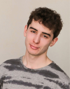 Federico Edelstein as Federico