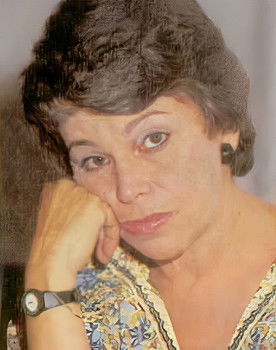 Maria Tereza Fróes as 