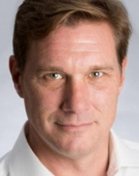 Alex Dee as Floor Manager