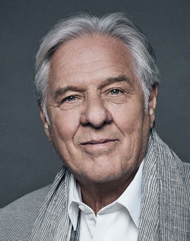 Pierre Curzi as Maître Wilbrod Taschereau