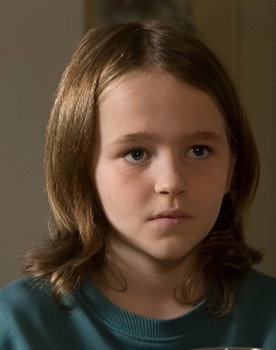 Jonte Blankenberg as Elias Bachmann