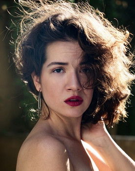 Sevgi Aydınlı as Doğa