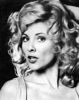 Luan Peters as Karen Williams