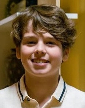 Vicente Ramirez as Luís Cardoso