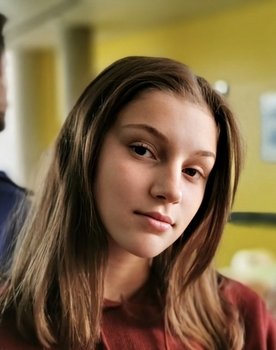 Flavie Delangle as 