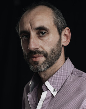 Flako Estévez as Lamas