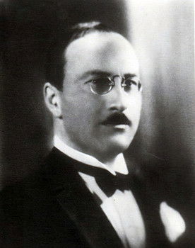 Alessandro Marchetti as Ingegnere