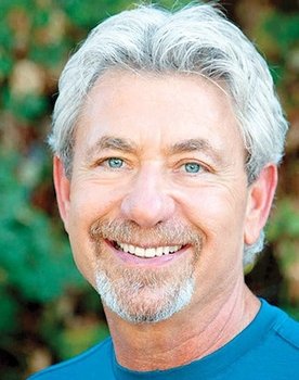 Louie Schwartzberg as Himself