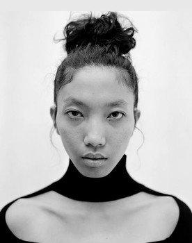 Hayati Azis as Nyi Wilengi