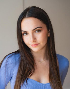 Hannah Cheramy as Addison Sulliway