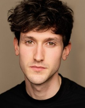 Lewis Peek