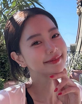 Clara Lee as Yu Gongsun