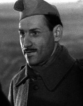 Sylvain Itkine as Le marquis de Rocaforte