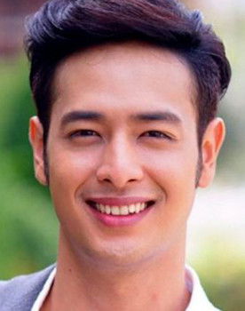 White Kulthawat Buacharoen as Muek