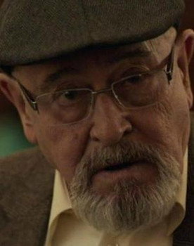 Paco Revilla as Fernando