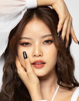 Suchada Sonpan as Siren