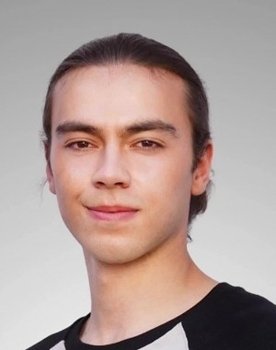 Toprak Kahraman as Can Özkan