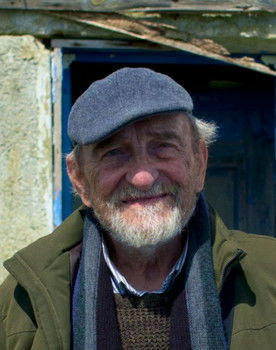 Nuno David as Professor Arménio