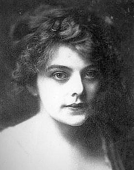 Lillian Worth
