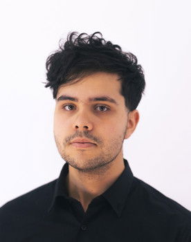 Adrián Olmedo as David