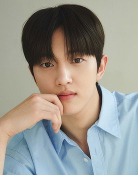 Bong Jae-hyun as Ha Eun-ho