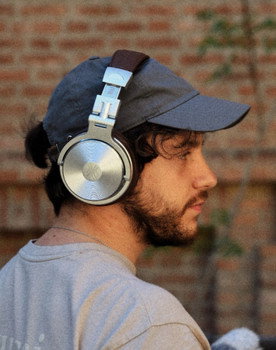 Lorenzo Atzei as Alessandro